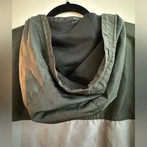 Disney Parks 1955 Disneyland Black Gray Zip Up Windbreaker Rain Jacket Medium - Picture 10 of 14